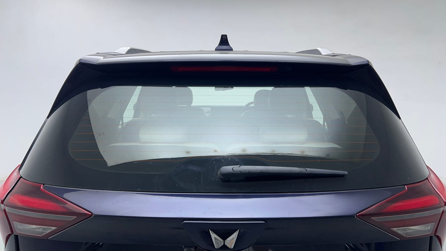 Used 2024 Mahindra XUV700 AX 7 Luxury Pack Diesel MT 7 STR Diesel Manual exterior BACK WINDSHIELD VIEW