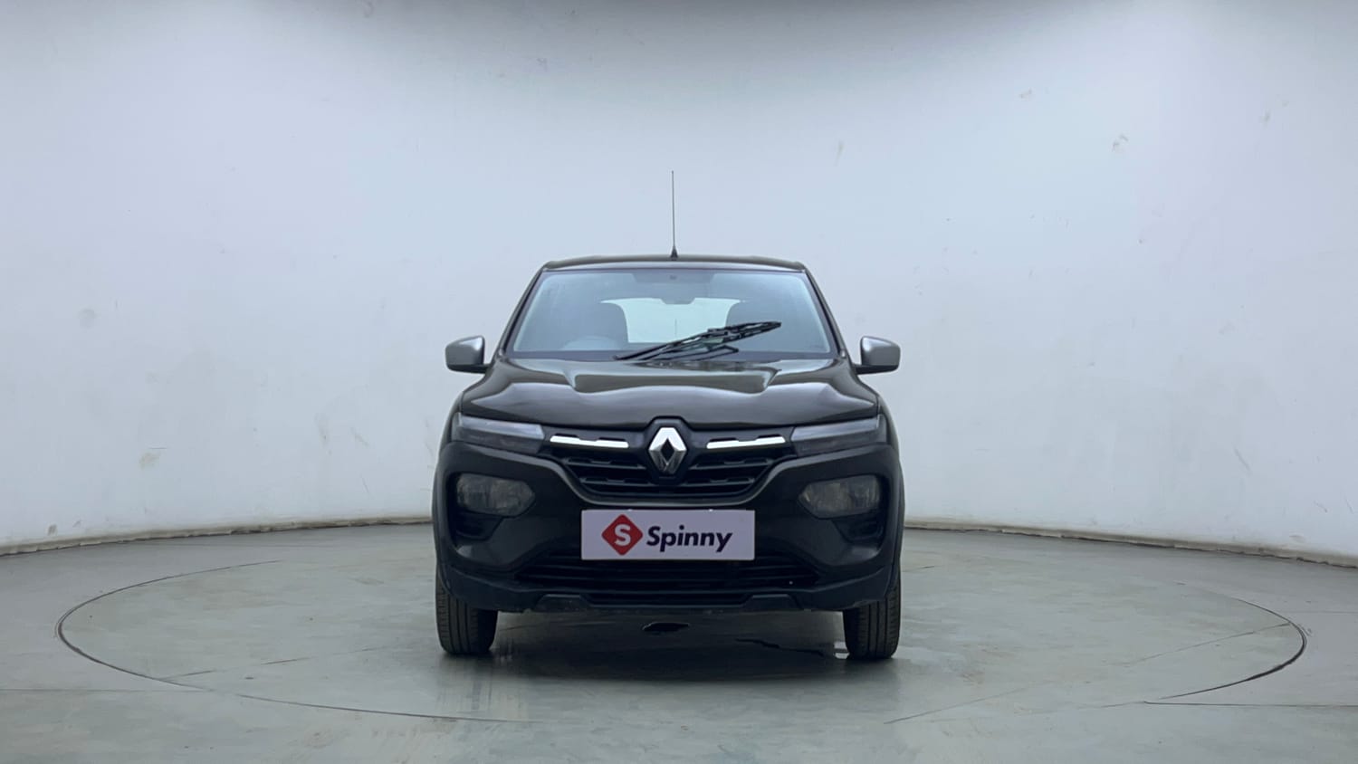 Used 2020 Renault Kwid RXT 1.0 AMT Opt Petrol Automatic exterior FRONT VIEW