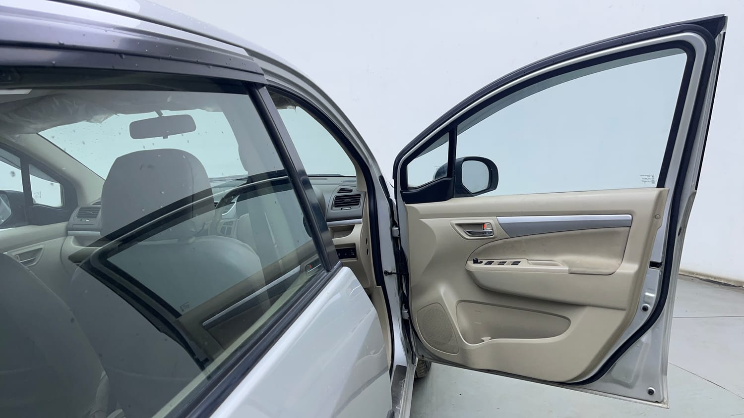Used 2015 Maruti Suzuki Ertiga ZDI SHVS Diesel Manual interior RIGHT FRONT DOOR OPEN VIEW
