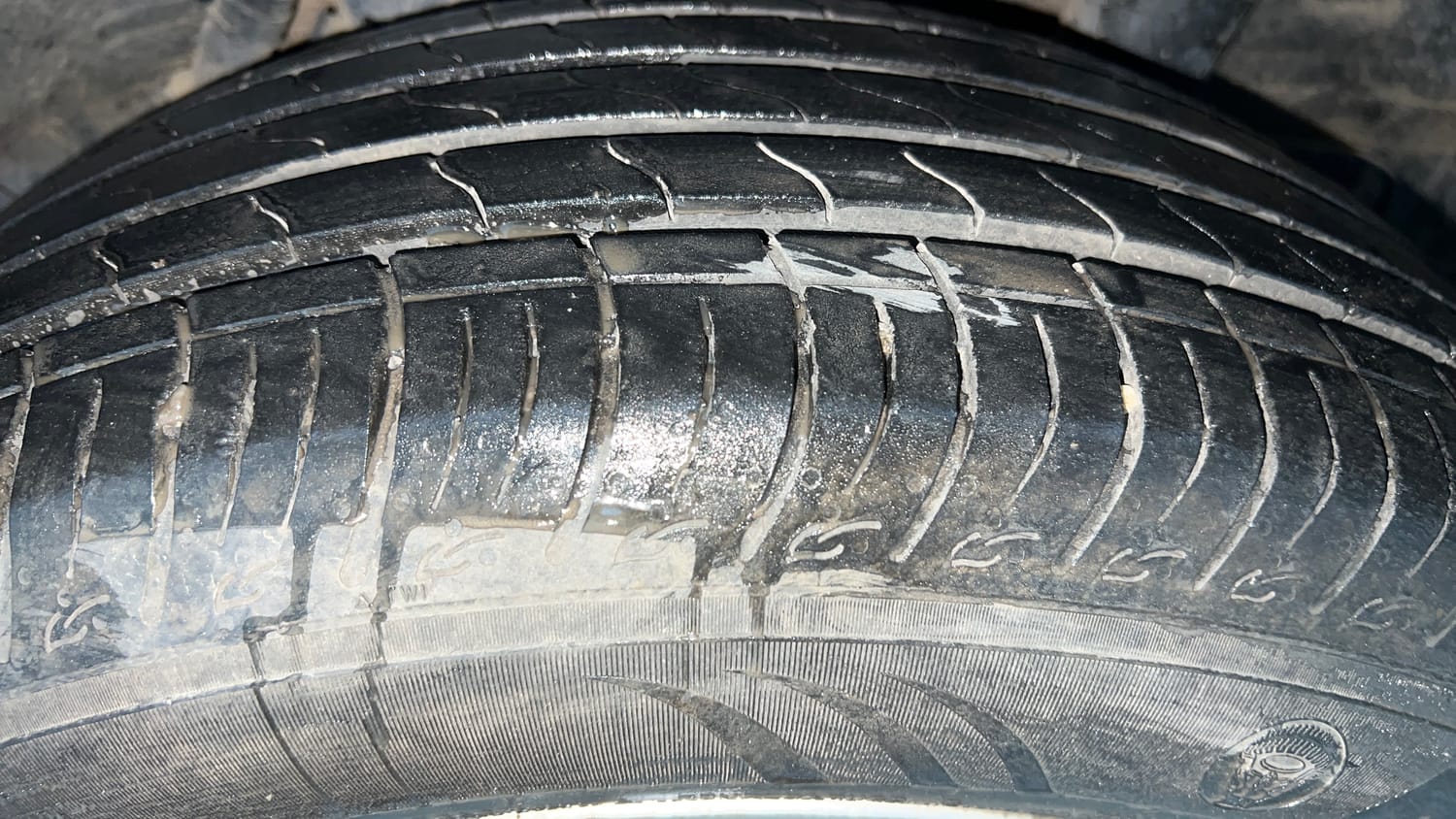 Used 2019 hyundai Venue SX 1.0 Turbo Petrol Petrol Manual tyres LEFT REAR TYRE TREAD VIEW