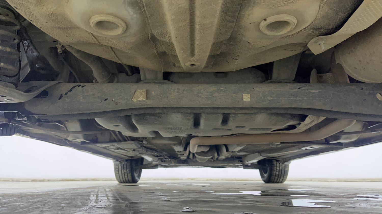 Used 2025 Hyundai New i20 Asta (O) 1.2 IVT Petrol Automatic extra REAR UNDERBODY VIEW (TAKEN FROM REAR)