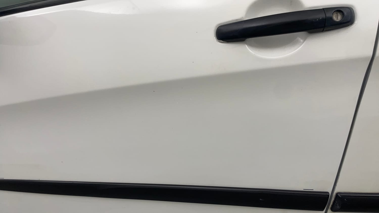 Used 2016 Maruti Suzuki Celerio VXi Petrol Manual dents MINOR SCRATCH