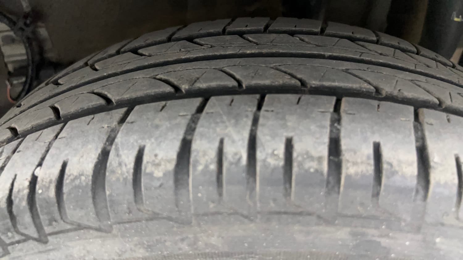 Used 2022 Tata Tiago XT CNG Cng Manual tyres LEFT REAR TYRE TREAD VIEW