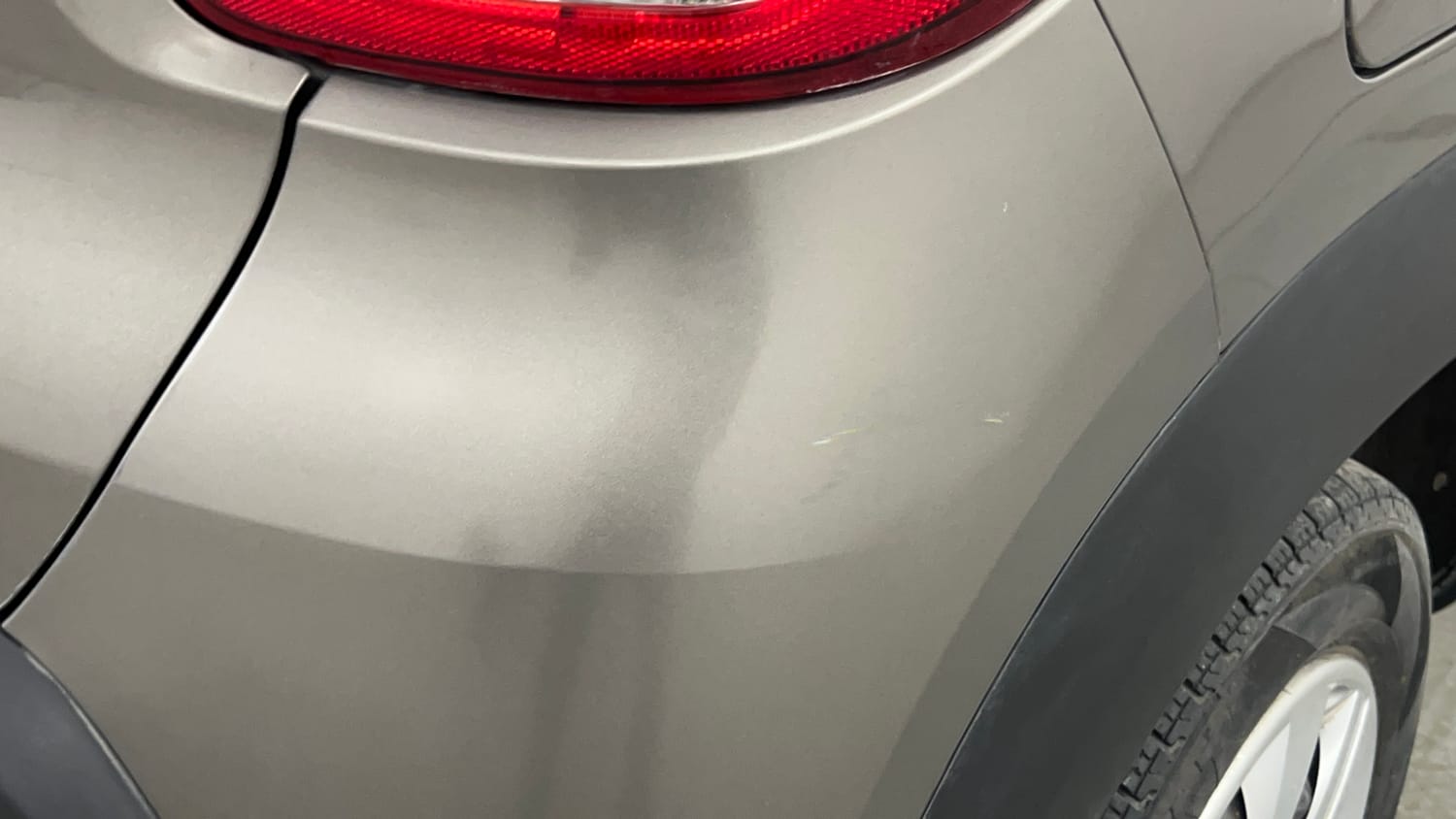 Used 2017 Renault Kwid RXT Petrol Manual dents MINOR SCRATCH