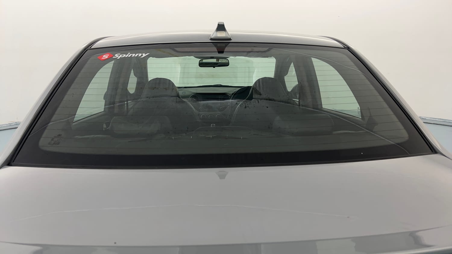 Used 2019 Hyundai Xcent SX Petrol Manual exterior BACK WINDSHIELD VIEW