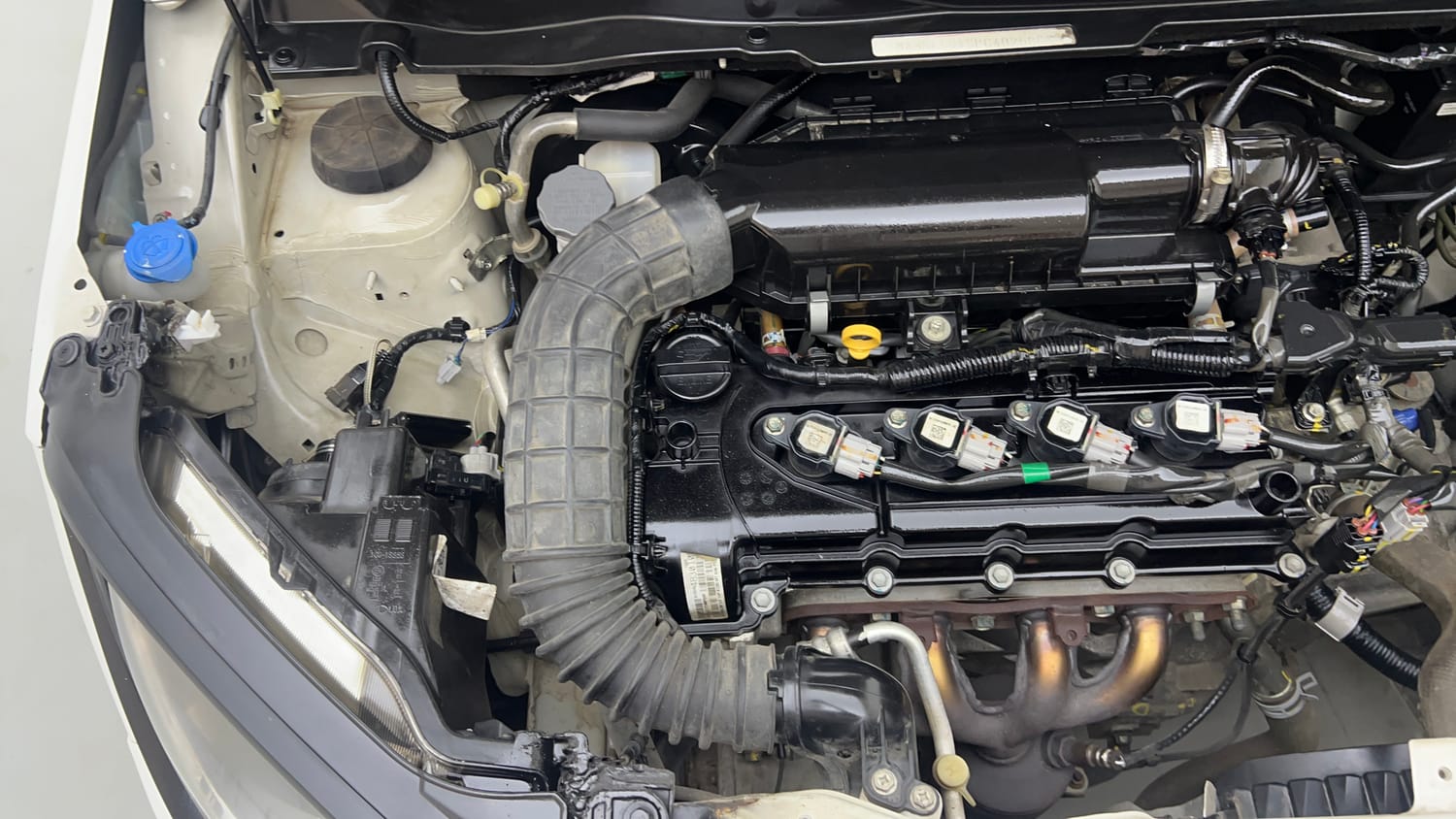 Used 2023 Maruti Suzuki Ignis Sigma 1.2 MT Petrol Manual engine ENGINE RIGHT SIDE VIEW