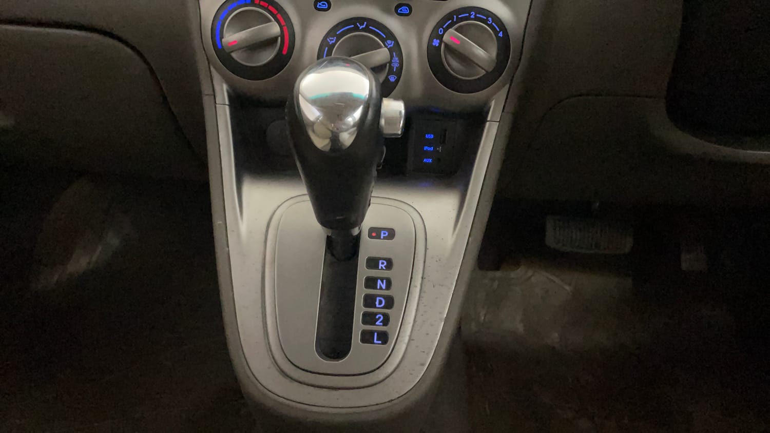 Used 2012 Hyundai i10 Sportz 1.2 AT Kappa2 Petrol Automatic interior GEAR  KNOB VIEW