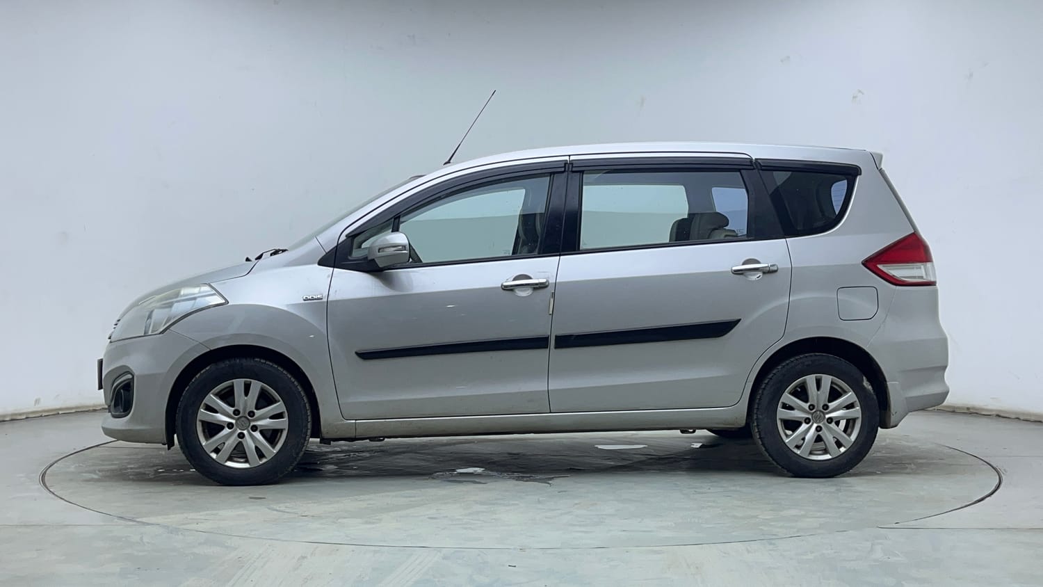 Used 2015 Maruti Suzuki Ertiga ZDI SHVS Diesel Manual exterior LEFT SIDE VIEW