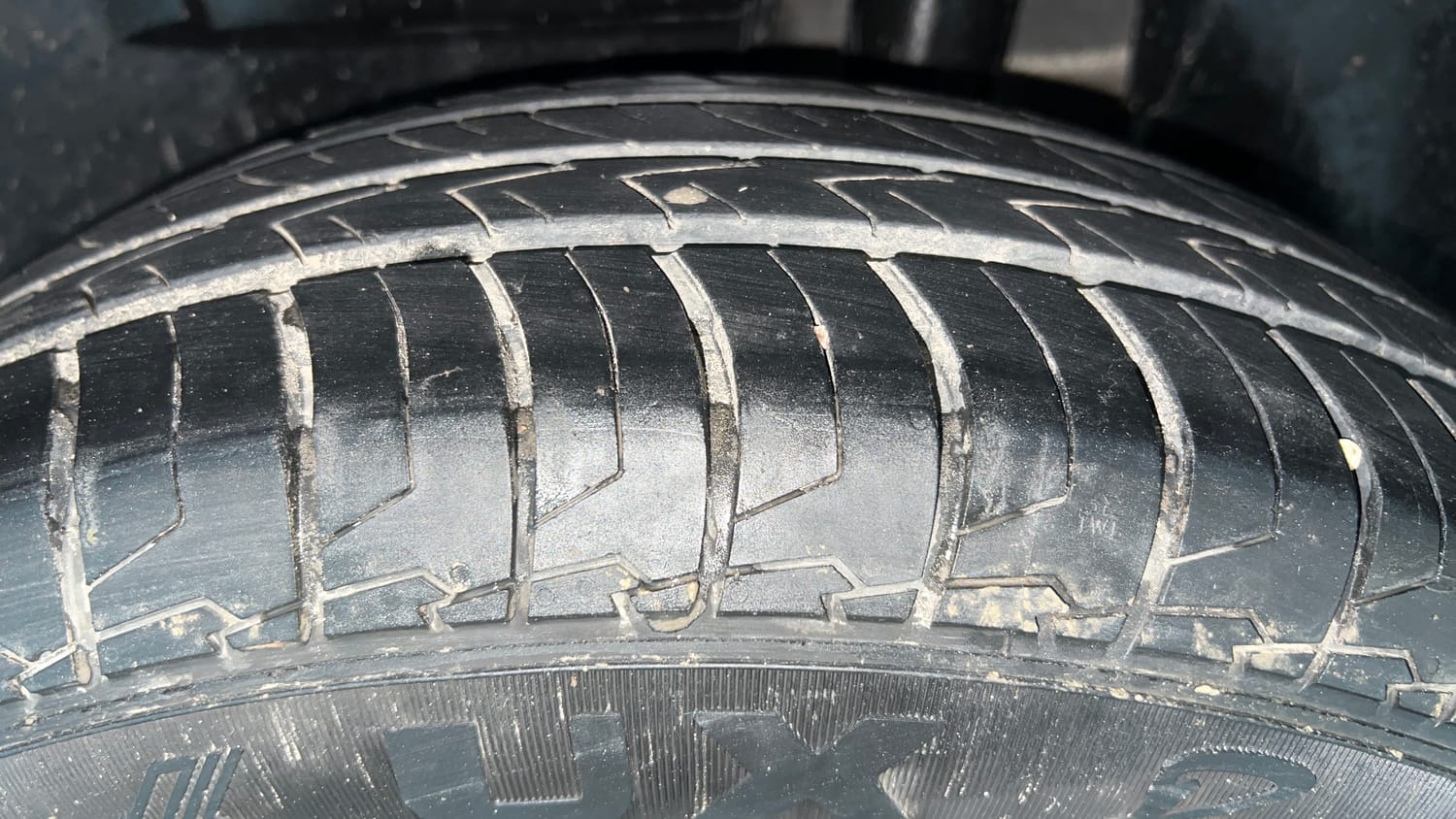 Used 2022 Maruti Suzuki Dzire VXi Petrol Manual tyres LEFT REAR TYRE TREAD VIEW