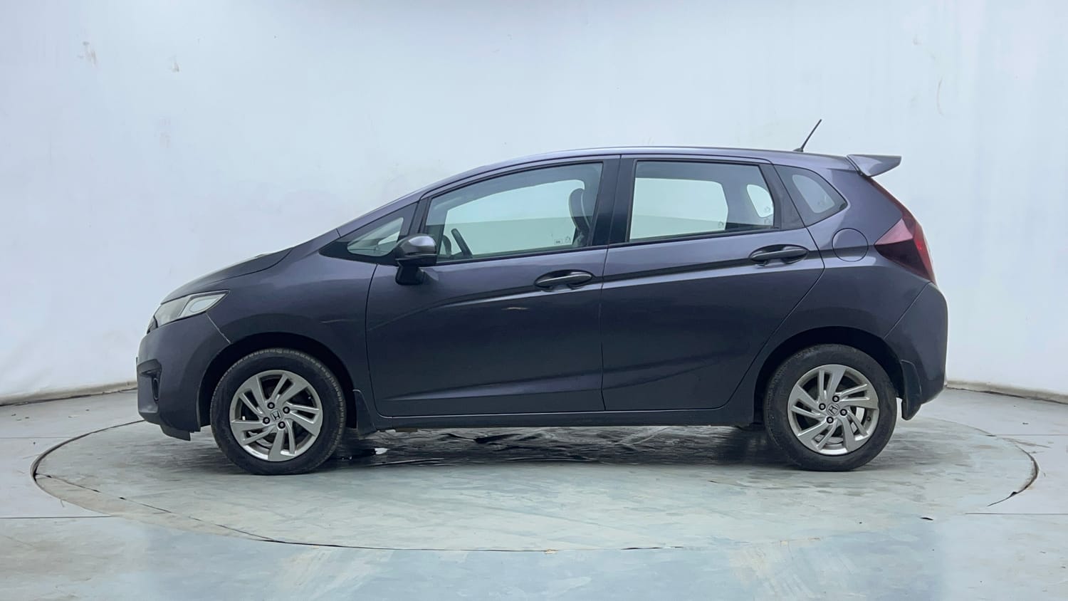Used 2018 Honda Jazz VX Diesel Diesel Manual exterior LEFT SIDE VIEW