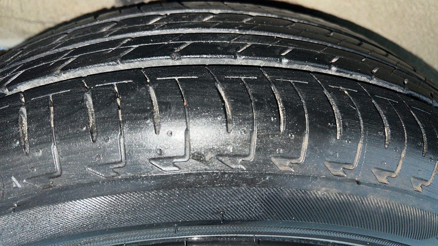 Used 2026 Maruti Suzuki Ignis Delta 1.2 MT Petrol Manual tyres RIGHT REAR TYRE TREAD VIEW