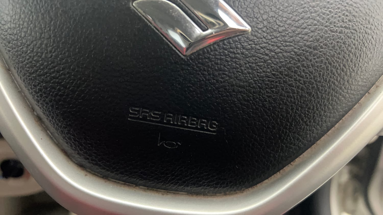 Used 2022 Maruti Suzuki Alto 800 LXi (O) Petrol Manual top_features Airbags