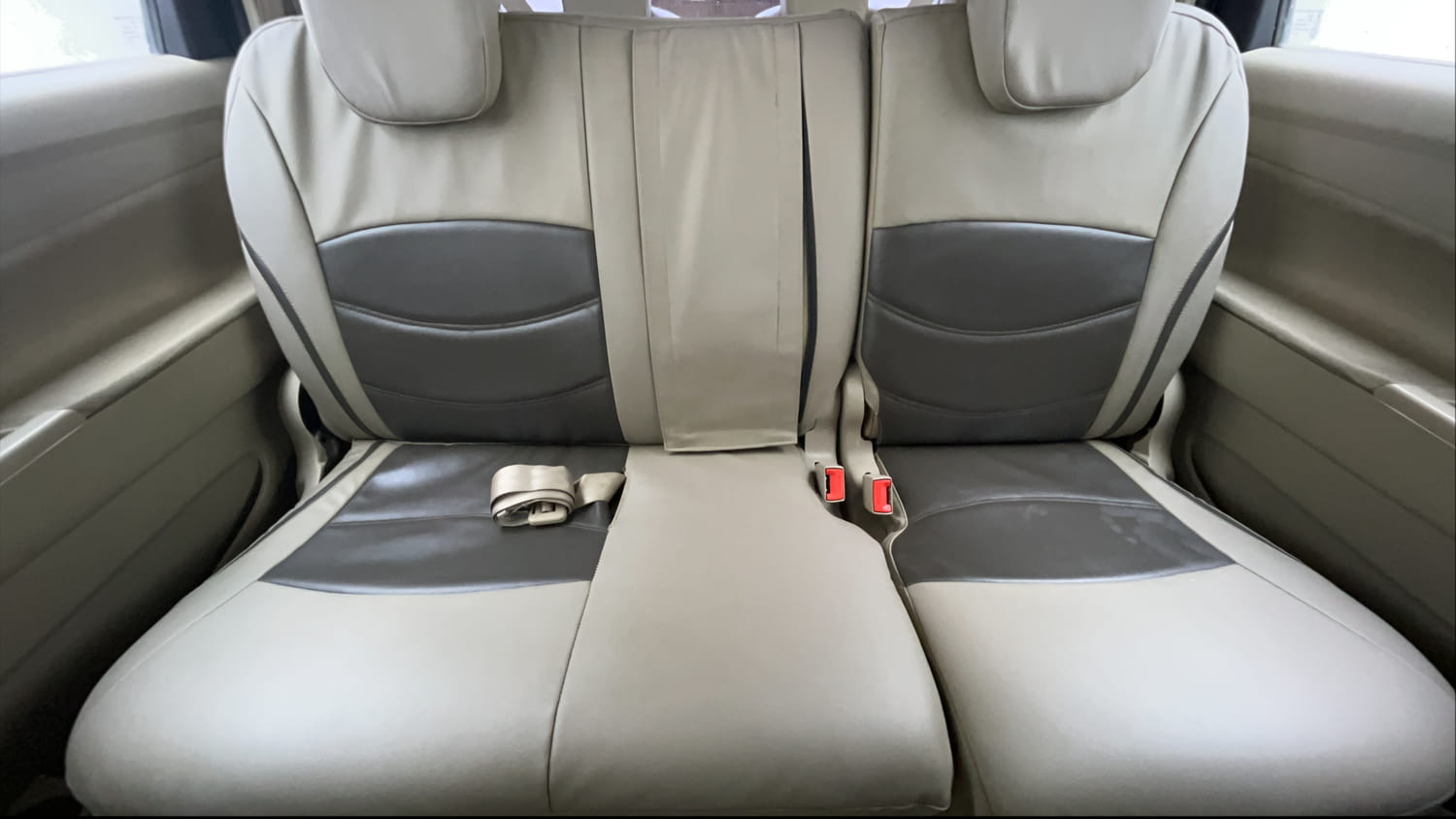 Used 2015 Maruti Suzuki Ertiga ZDI SHVS Diesel Manual interior REAR SEAT CONDITION VIEW