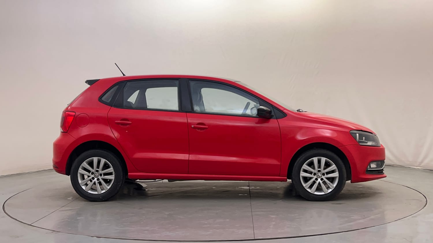 Used 2016 Volkswagen Polo GT TSI Petrol Automatic exterior RIGHT SIDE VIEW