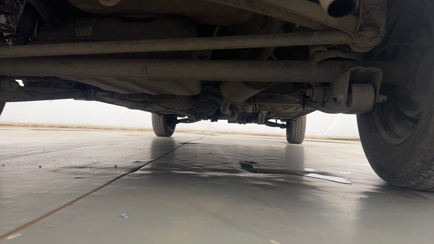 Used 2022 Maruti Suzuki Alto 800 LXi (O) Petrol Manual extra REAR UNDERBODY VIEW (TAKEN FROM REAR)