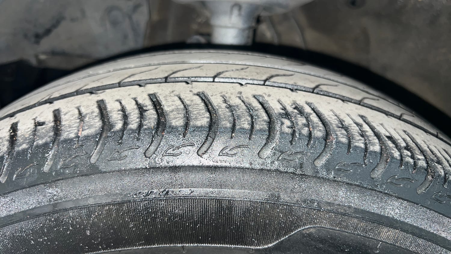 Used 2016 Honda Jazz V AT Petrol Petrol Automatic tyres LEFT FRONT TYRE TREAD VIEW