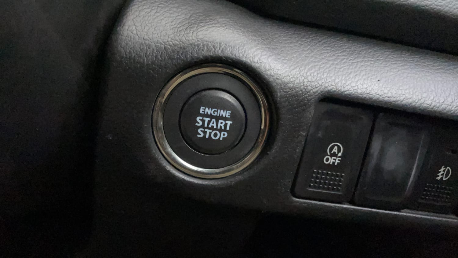Used 2021 Maruti Suzuki S-Cross Zeta AT Petrol Automatic top_features Keyless start