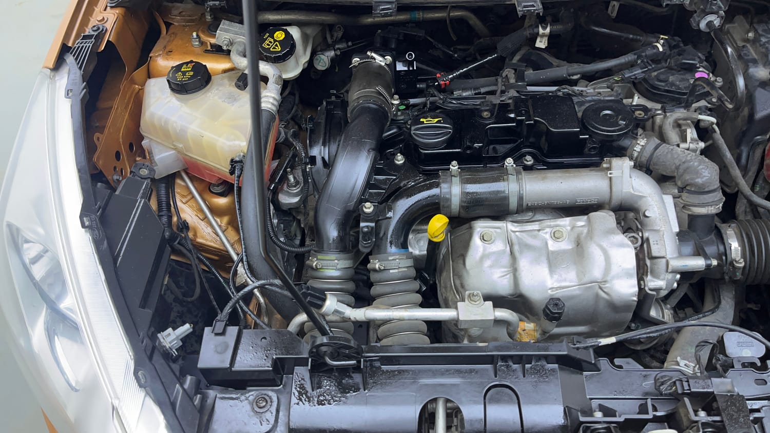 Used 2016 Ford Figo Titanium Plus 1.5 TDCi Diesel Manual engine ENGINE RIGHT SIDE VIEW