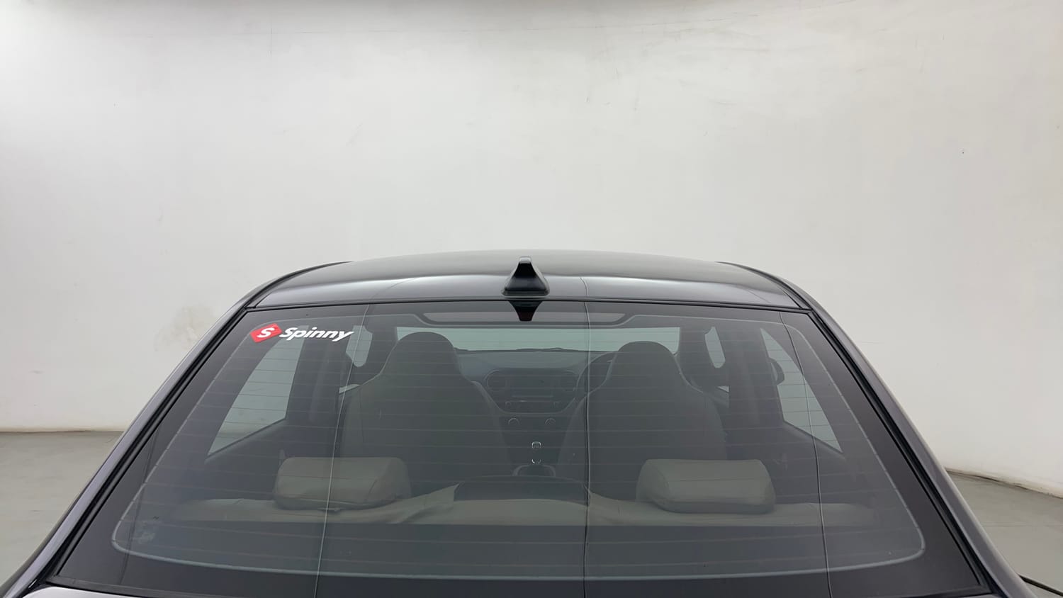 Used 2018 Hyundai Xcent SX (O) Petrol Manual exterior BACK WINDSHIELD VIEW