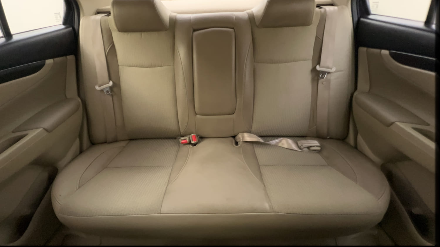 Used 2018 Maruti Suzuki Ciaz Zeta 1.4 MT Petrol Manual interior REAR SEAT CONDITION VIEW