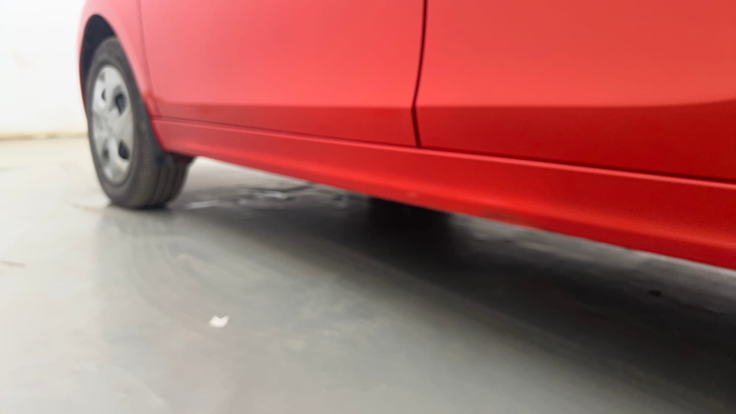 Used 2022 Tata Tiago XTA Petrol Automatic dents MINOR DENT