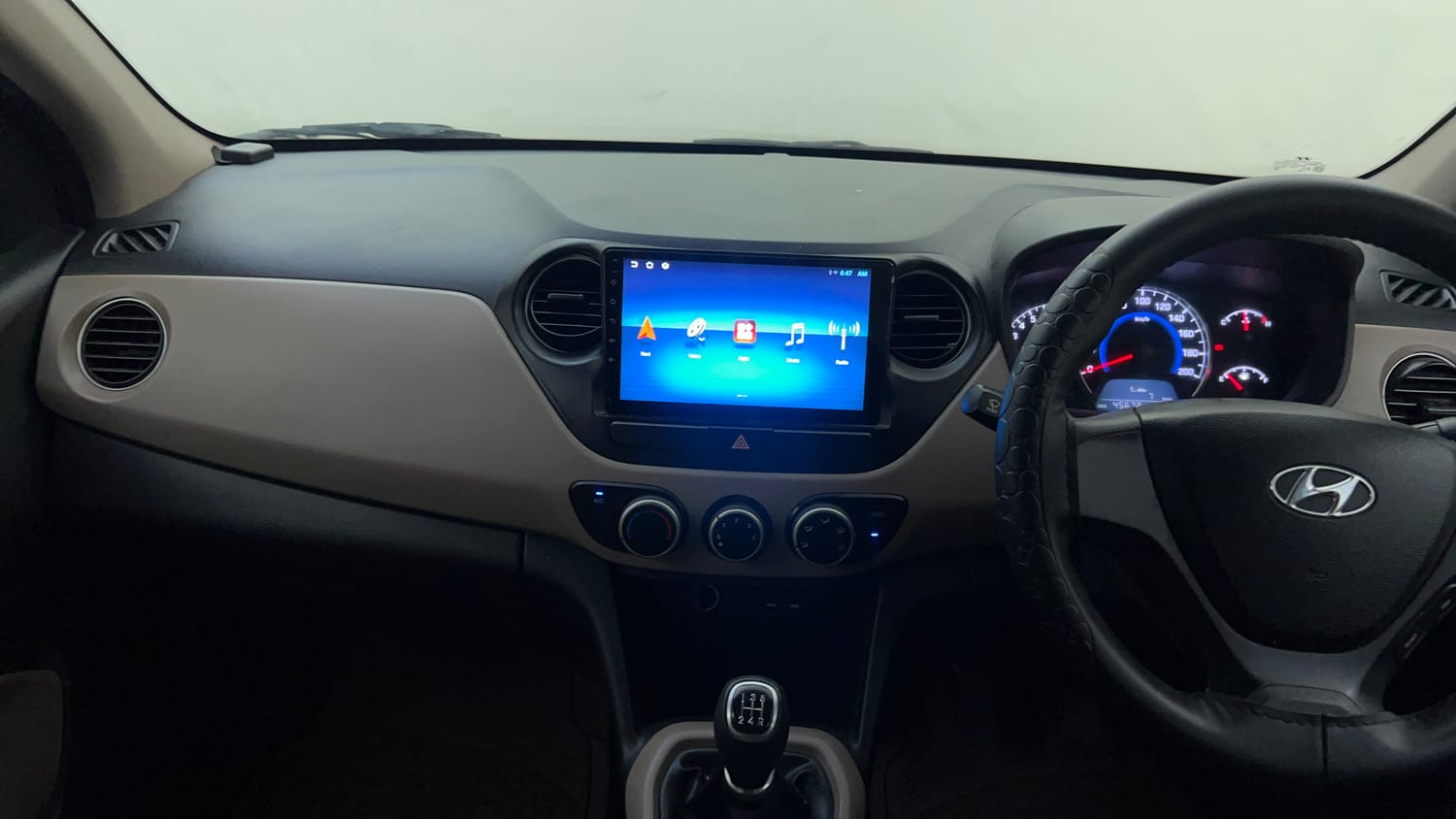 Used 2014 Hyundai Grand i10 Sportz 1.2 Kappa VTVT Petrol Manual interior MUSIC SYSTEM & AC CONTROL VIEW