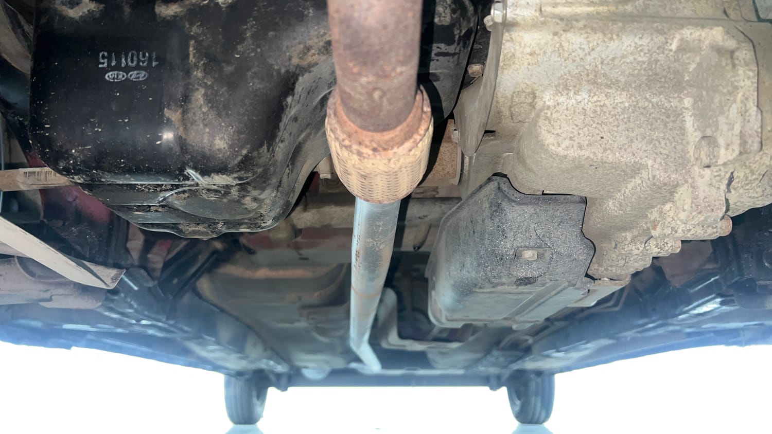 Used 2017 Hyundai Eon Era +  CNG (Outside Fitted) Cng Manual extra FRONT LEFT UNDERBODY VIEW
