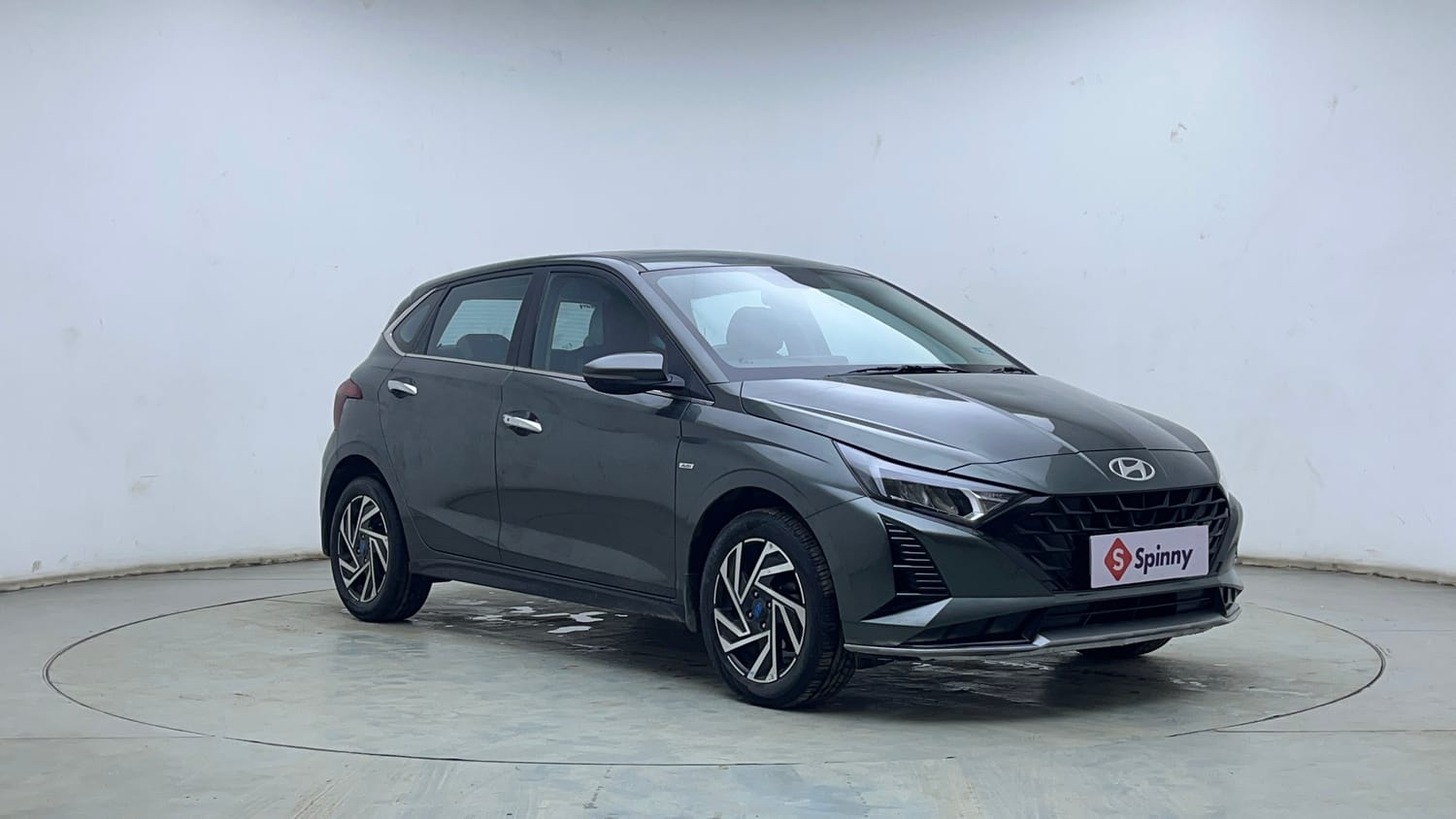 Used 2025 Hyundai New i20 Asta (O) 1.2 IVT Petrol Automatic exterior RIGHT FRONT CORNER VIEW