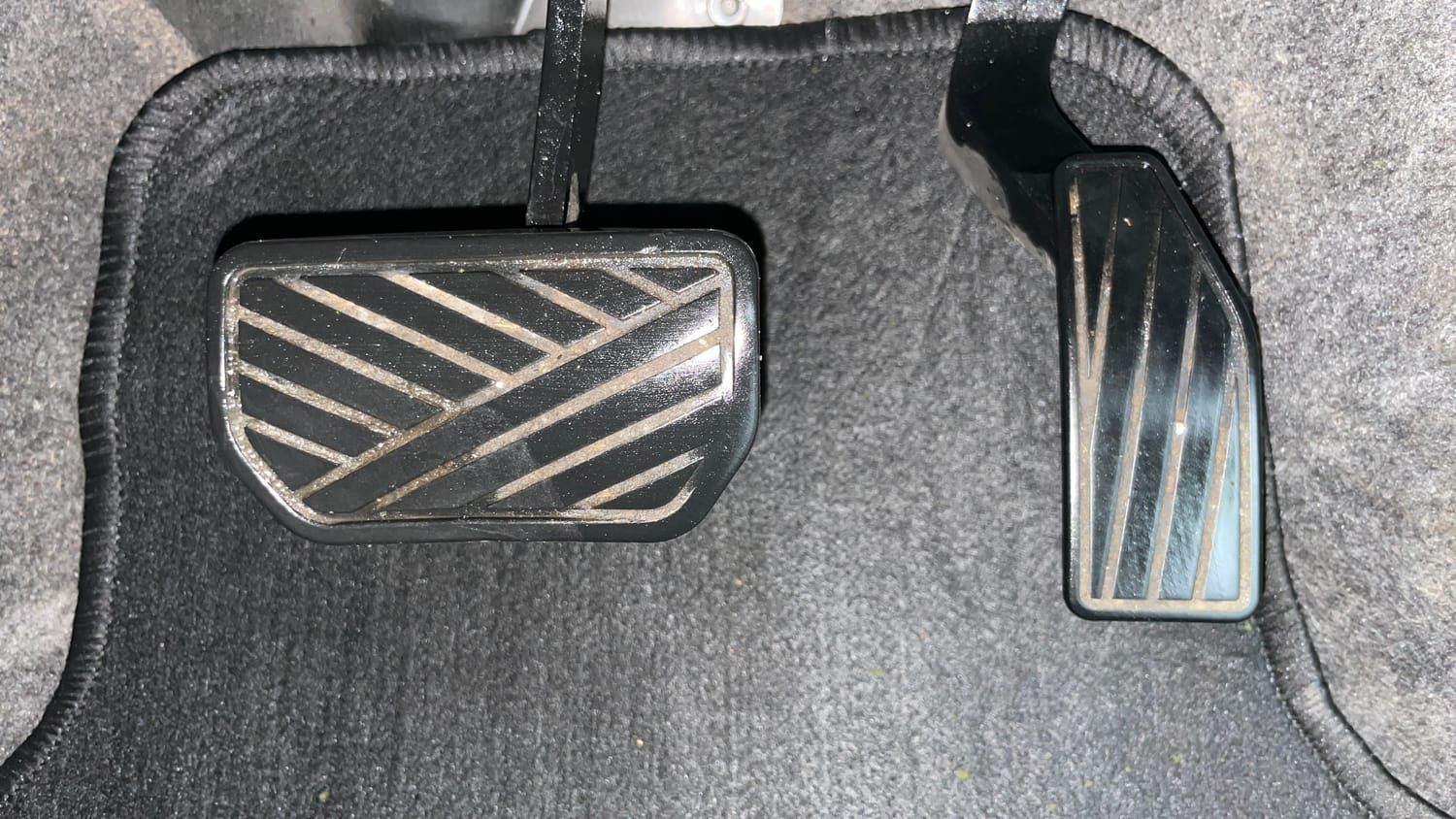Used 2016 Maruti Suzuki Celerio VXi AMT Petrol Automatic interior PEDALS VIEW