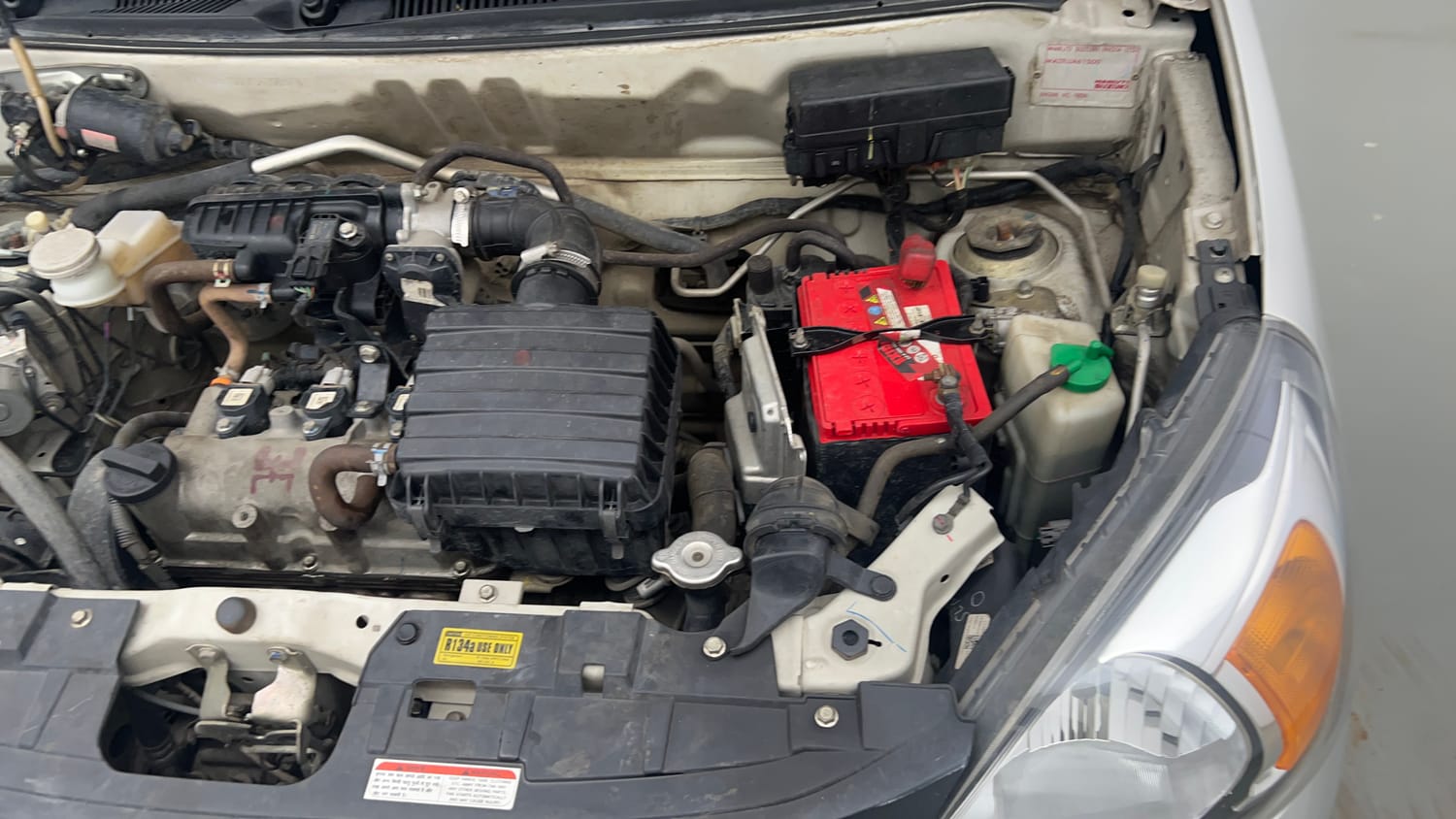 Used 2022 Maruti Suzuki Alto 800 LXi (O) Petrol Manual engine ENGINE LEFT SIDE VIEW