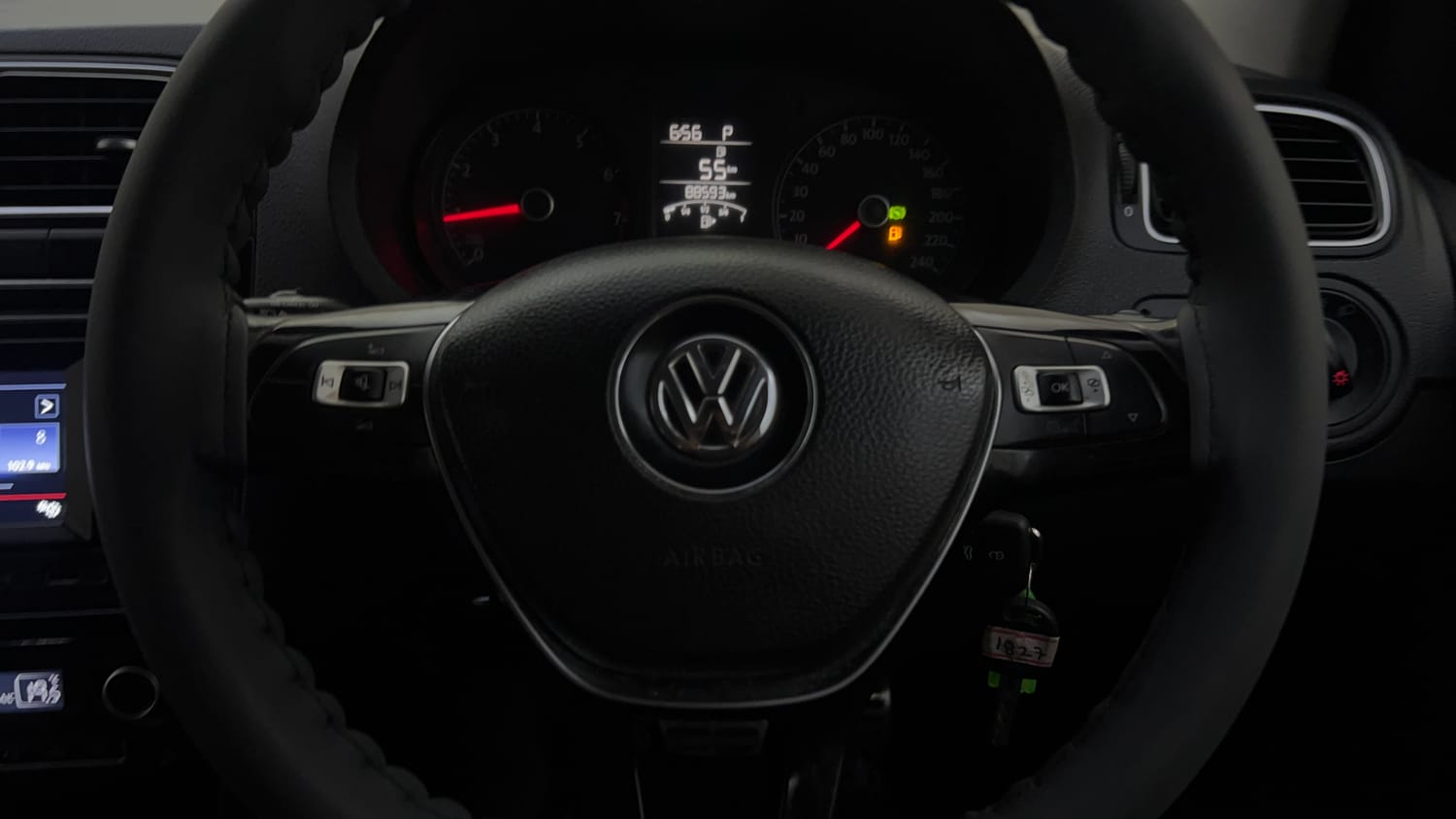 Used 2016 Volkswagen Polo GT TSI Petrol Automatic top_features Airbags