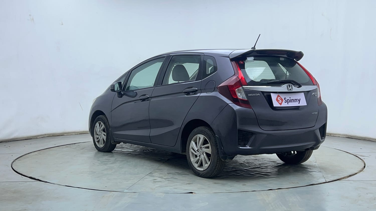 Used 2018 Honda Jazz VX Diesel Diesel Manual exterior LEFT REAR CORNER VIEW