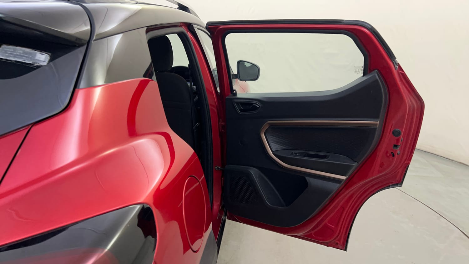 Used 2022 Renault Kiger RXT (O) MT Dual Tone Petrol Manual interior RIGHT REAR DOOR OPEN VIEW