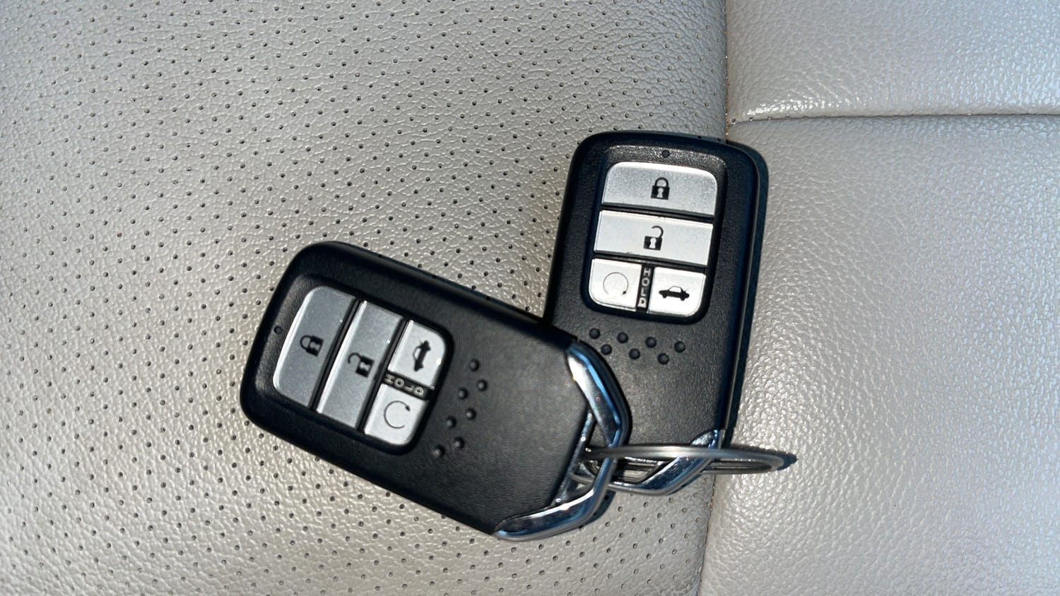 Used 2024 Honda City ZX Petrol CVT Hybrid Automatic extra CAR KEY VIEW