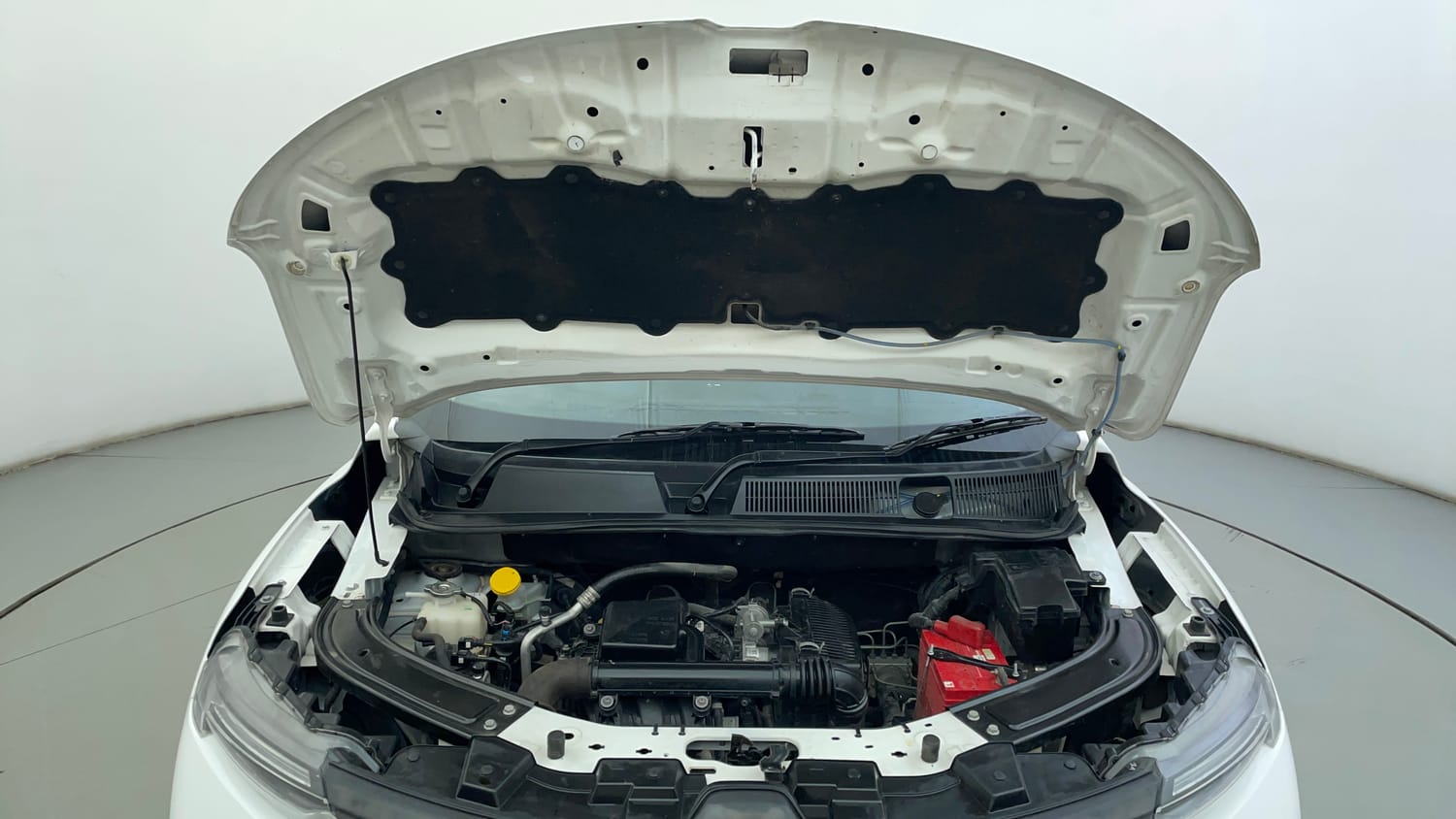 Used 2023 Renault Kiger RXZ AMT Petrol Automatic engine ENGINE & BONNET OPEN FRONT VIEW