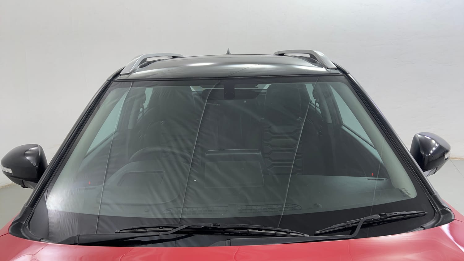 Used 2022 Maruti Suzuki Brezza Zxi Plus AT Dual Tone Petrol Automatic exterior FRONT WINDSHIELD VIEW