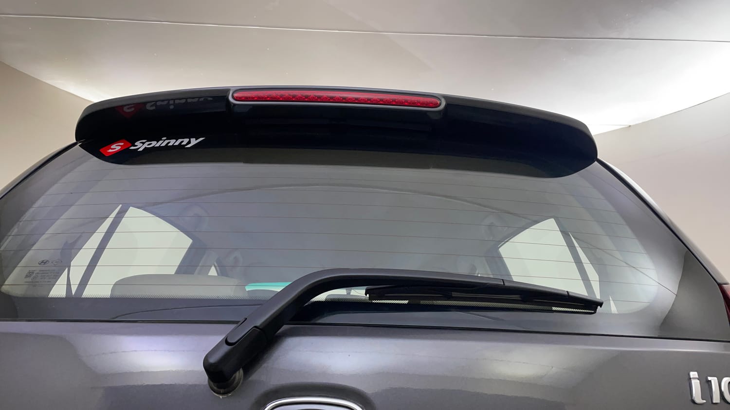 Used 2012 Hyundai i10 Sportz 1.2 AT Kappa2 Petrol Automatic top_features Rear wiper