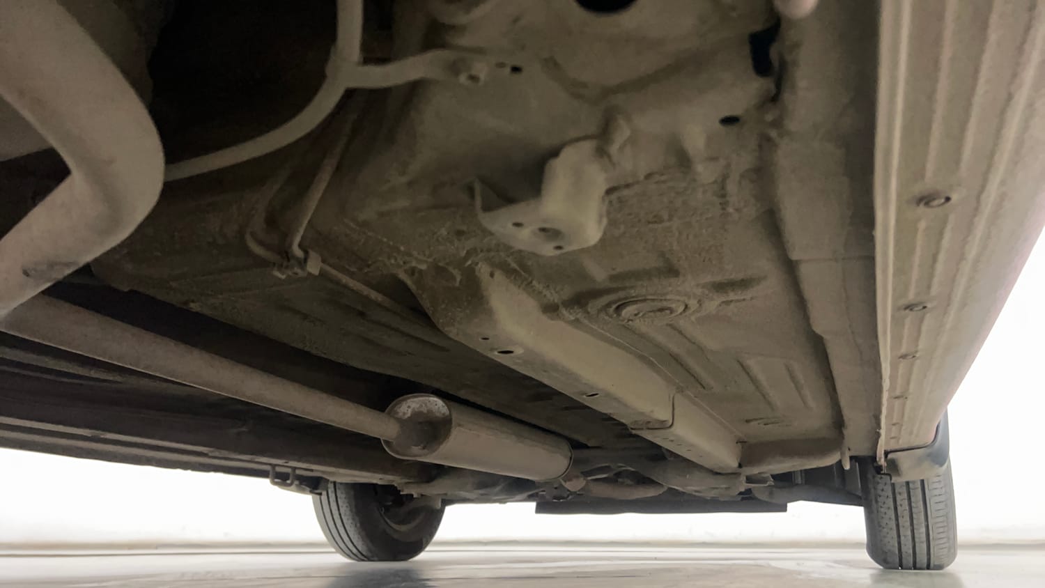 Used 2020 Maruti Suzuki Celerio ZXi AMT Petrol Automatic extra REAR RIGHT UNDERBODY VIEW