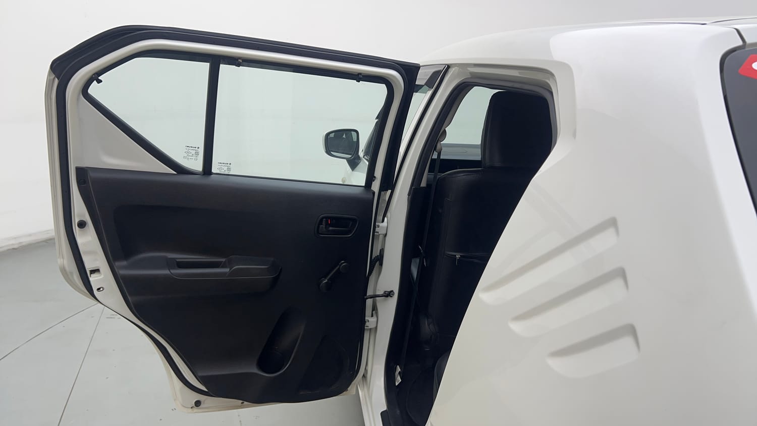 Used 2023 Maruti Suzuki Ignis Sigma 1.2 MT Petrol Manual interior LEFT REAR DOOR OPEN VIEW