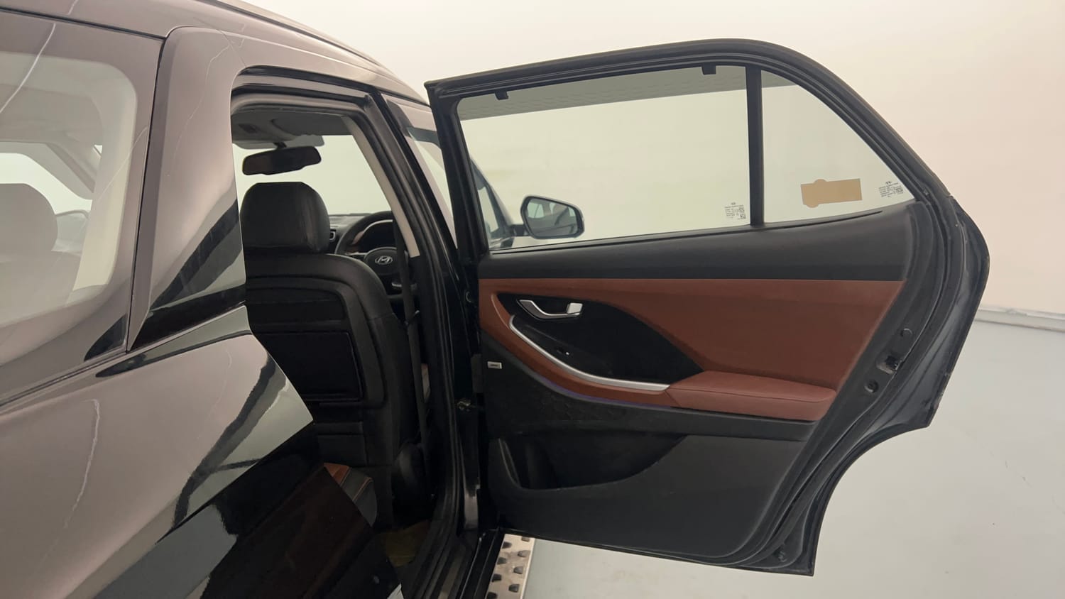 Used 2021 Hyundai Alcazar Signature (O) 6 STR 1.5 Diesel AT Diesel Automatic interior RIGHT REAR DOOR OPEN VIEW