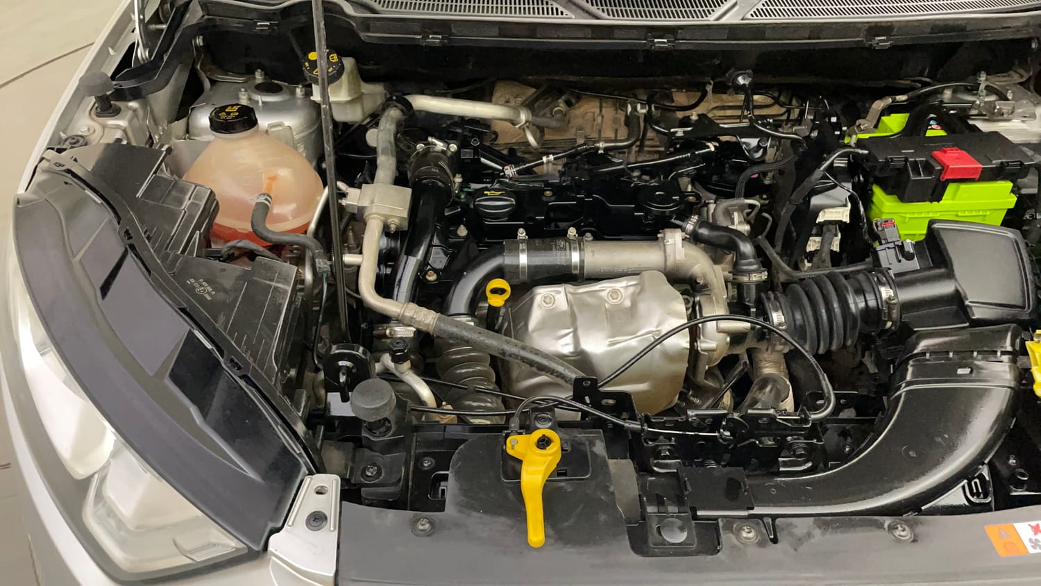 Used 2019 Ford EcoSport Titanium 1.5L TDCi Diesel Manual engine ENGINE RIGHT SIDE VIEW