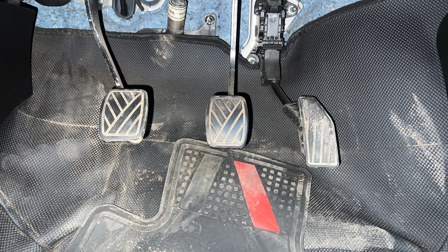 Used 2024 Maruti Suzuki Swift ZXi Petrol Manual interior PEDALS VIEW