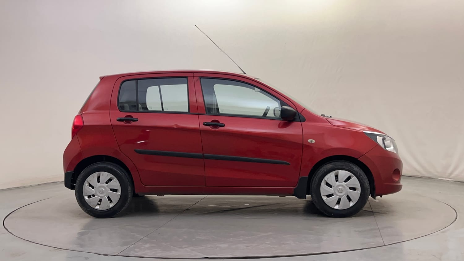 Used 2015 Maruti Suzuki Celerio VXi AMT Petrol Automatic exterior RIGHT SIDE VIEW