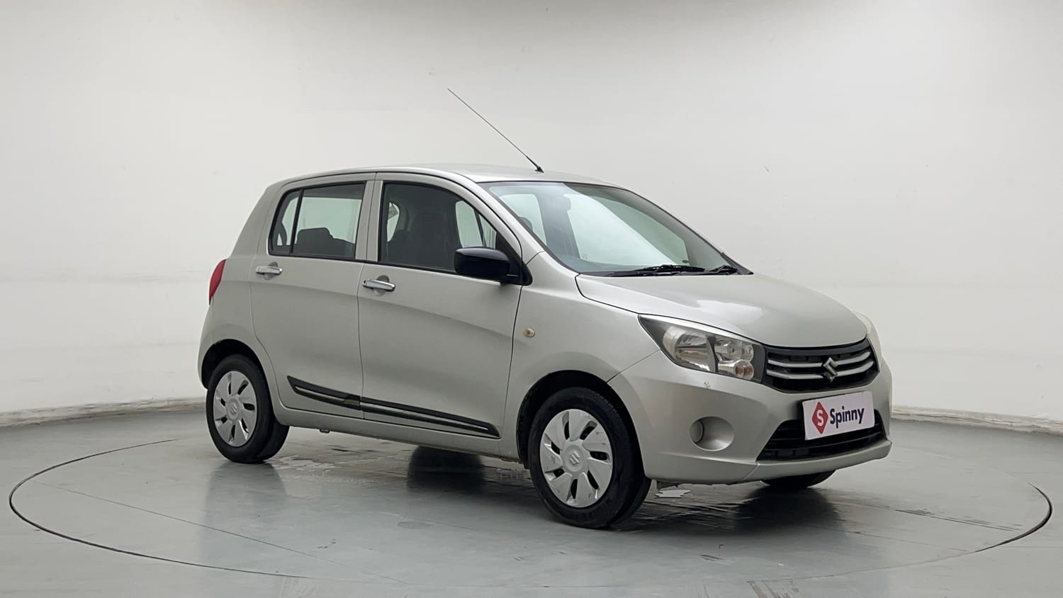 Used 2015 Maruti Suzuki Celerio VXi CNG Cng Manual exterior RIGHT FRONT CORNER VIEW