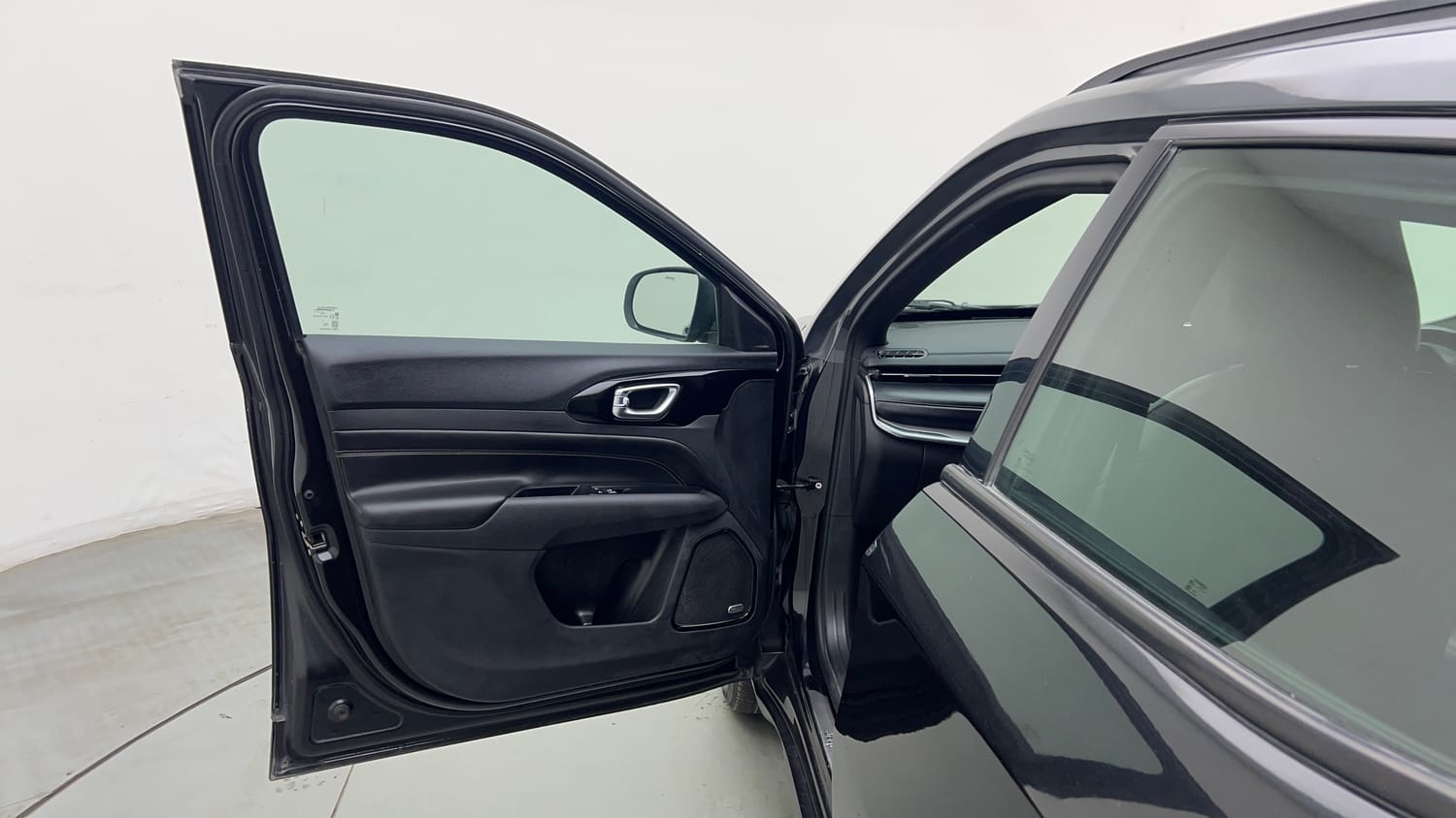 Used 2021 Jeep Compass Model S (O) 1.4 Petrol DCT Petrol Automatic interior LEFT FRONT DOOR OPEN VIEW