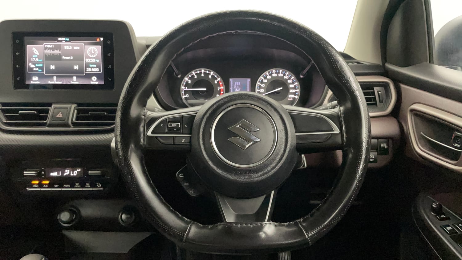 Used 2024 Maruti Suzuki Fronx Delta Plus 1.2L AGS Petrol Automatic interior STEERING VIEW
