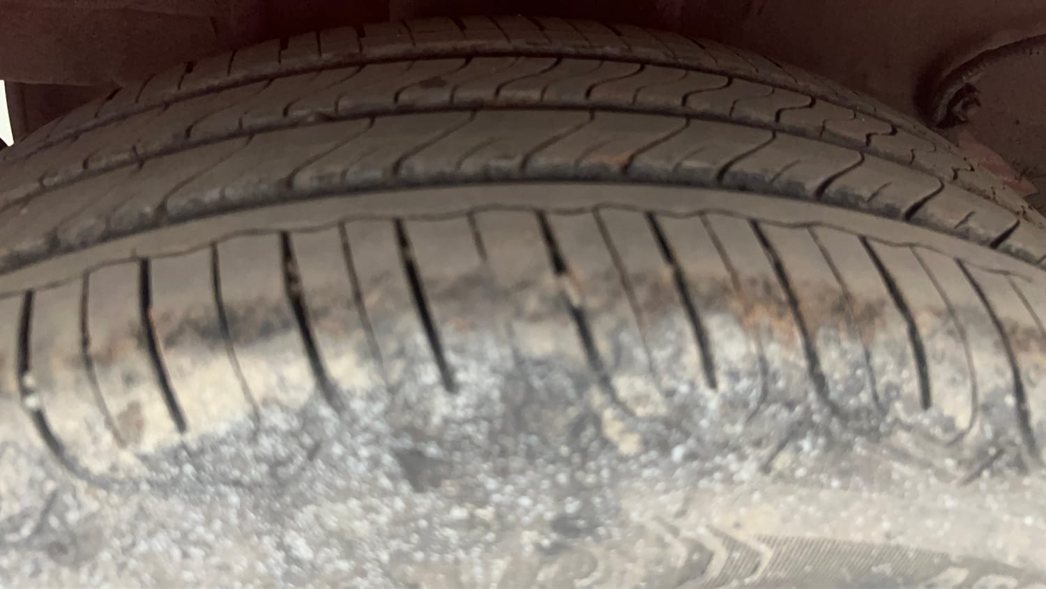 Used 2022 Tata Tiago XTA Petrol Automatic tyres RIGHT REAR TYRE TREAD VIEW