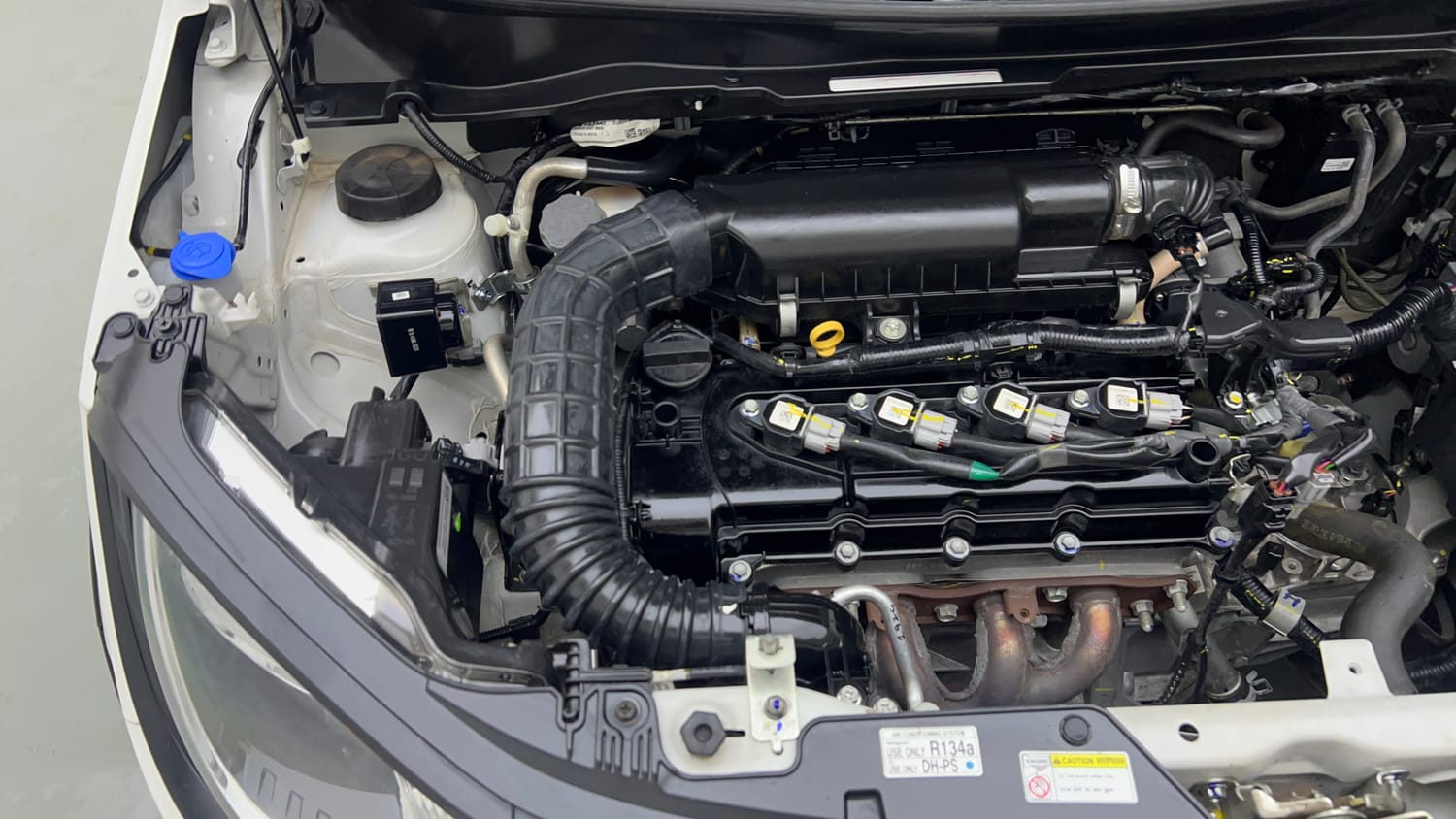 Used 2026 Maruti Suzuki Ignis Delta 1.2 MT Petrol Manual engine ENGINE RIGHT SIDE VIEW