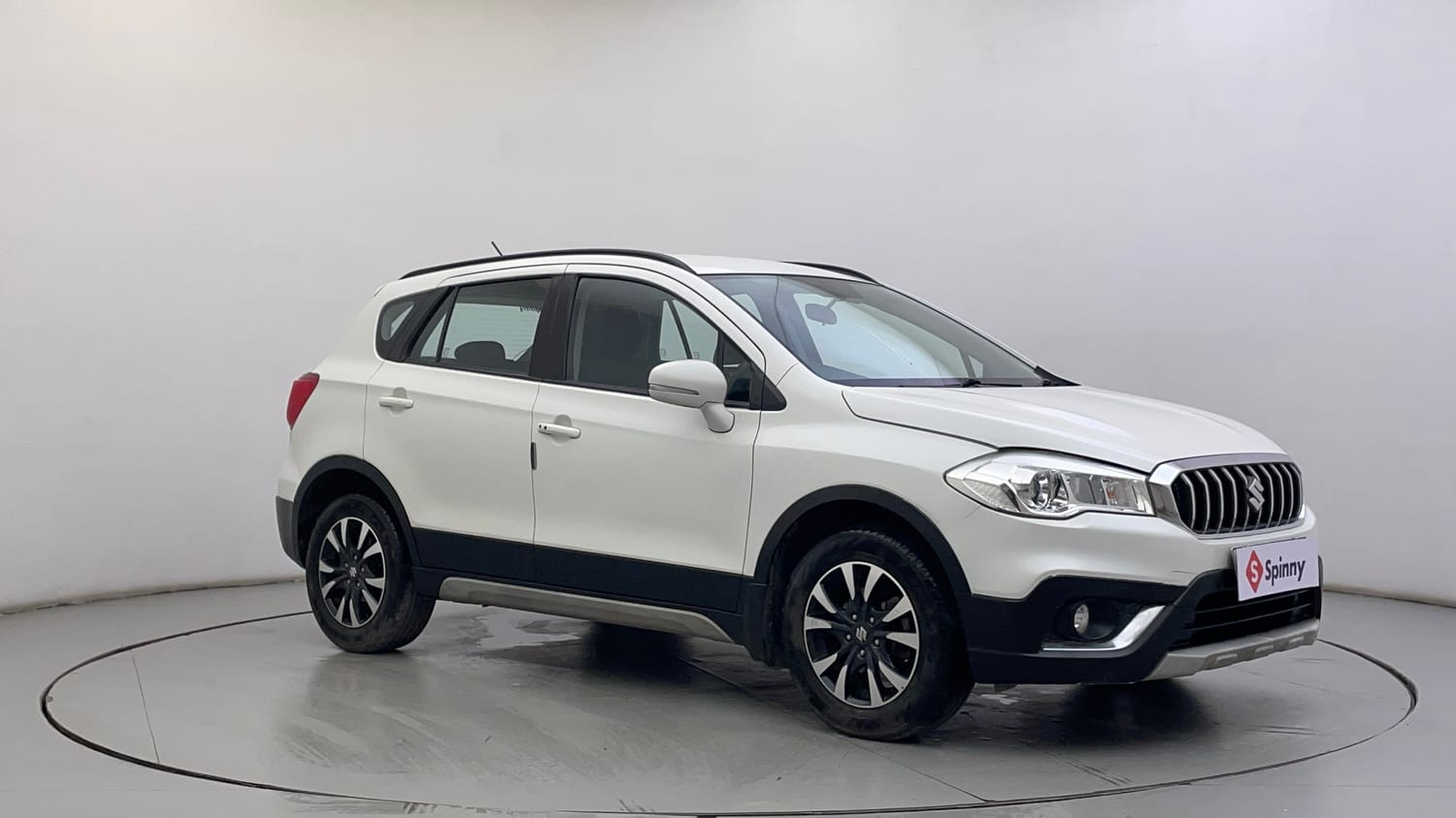 Used 2021 Maruti Suzuki S-Cross Zeta AT Petrol Automatic exterior RIGHT FRONT CORNER VIEW