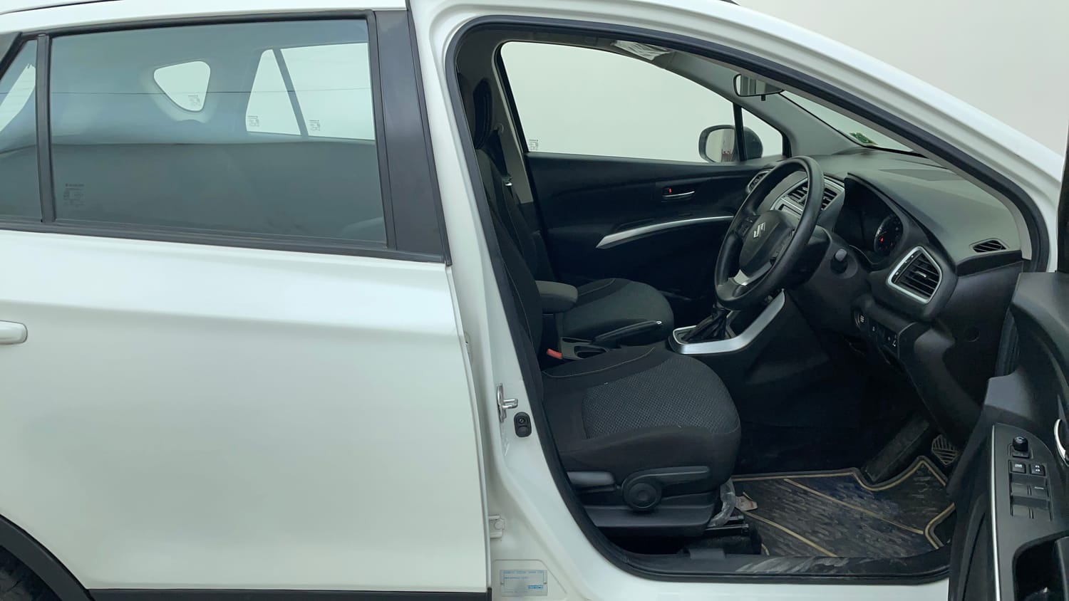 Used 2021 Maruti Suzuki S-Cross Zeta AT Petrol Automatic interior RIGHT SIDE FRONT DOOR CABIN VIEW
